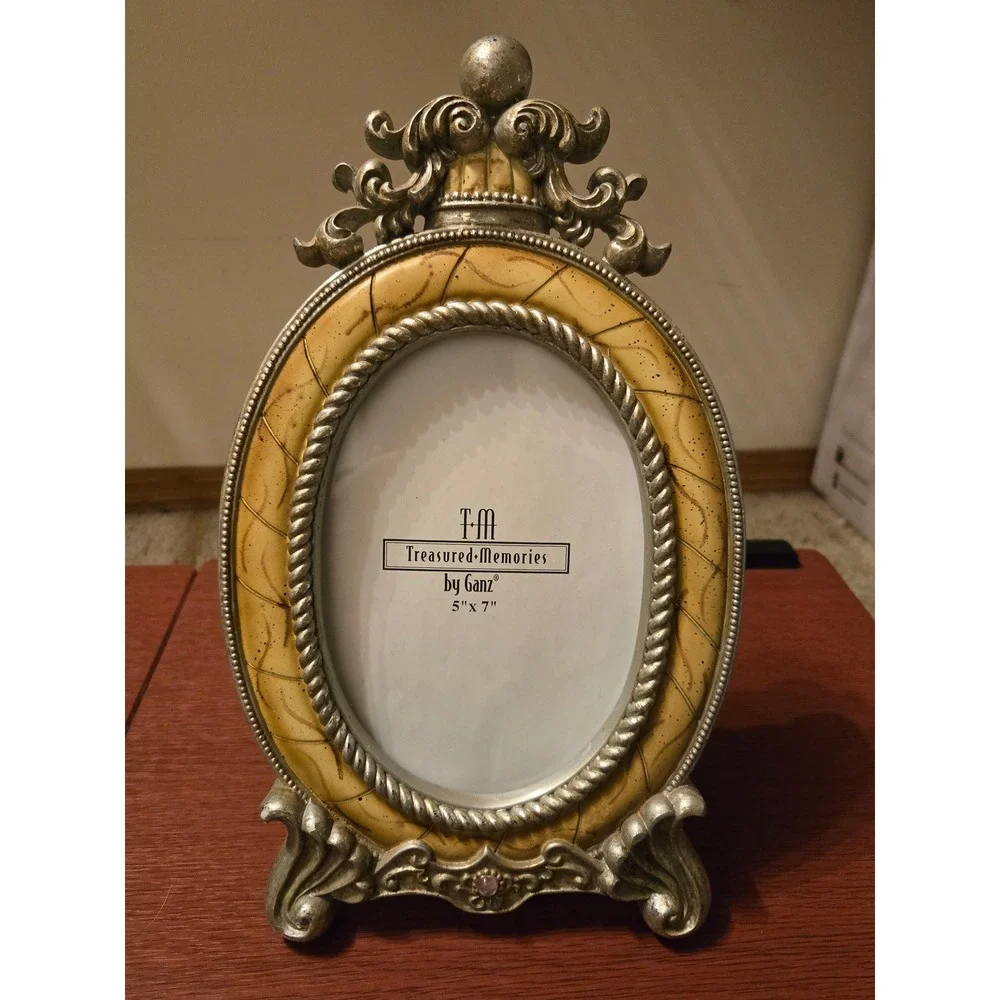 Ganz Treasured Memories 5x7 Oval Picture Frame Victorian Silver Cream Ornate
